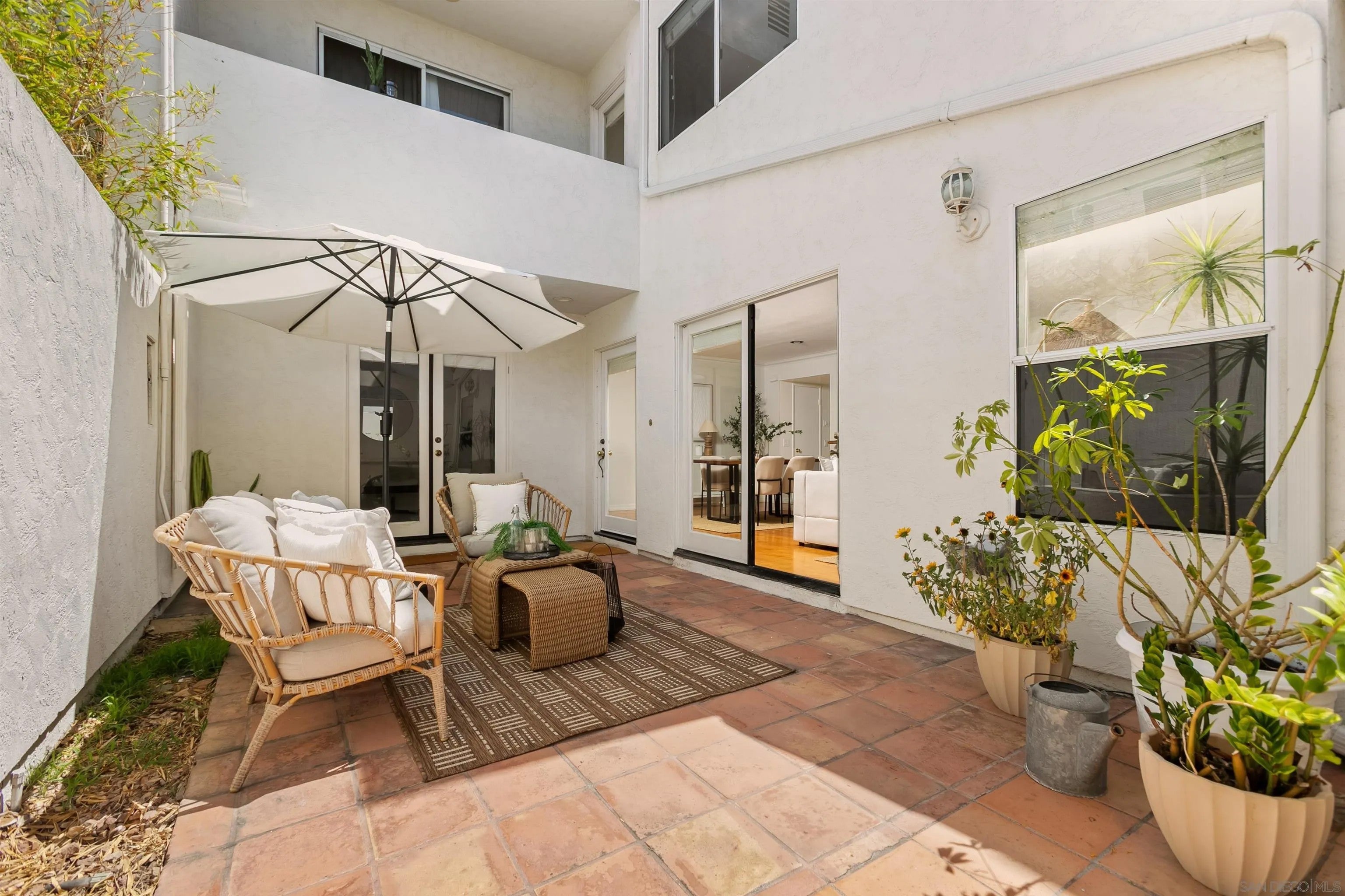 1445 Grand Ave B