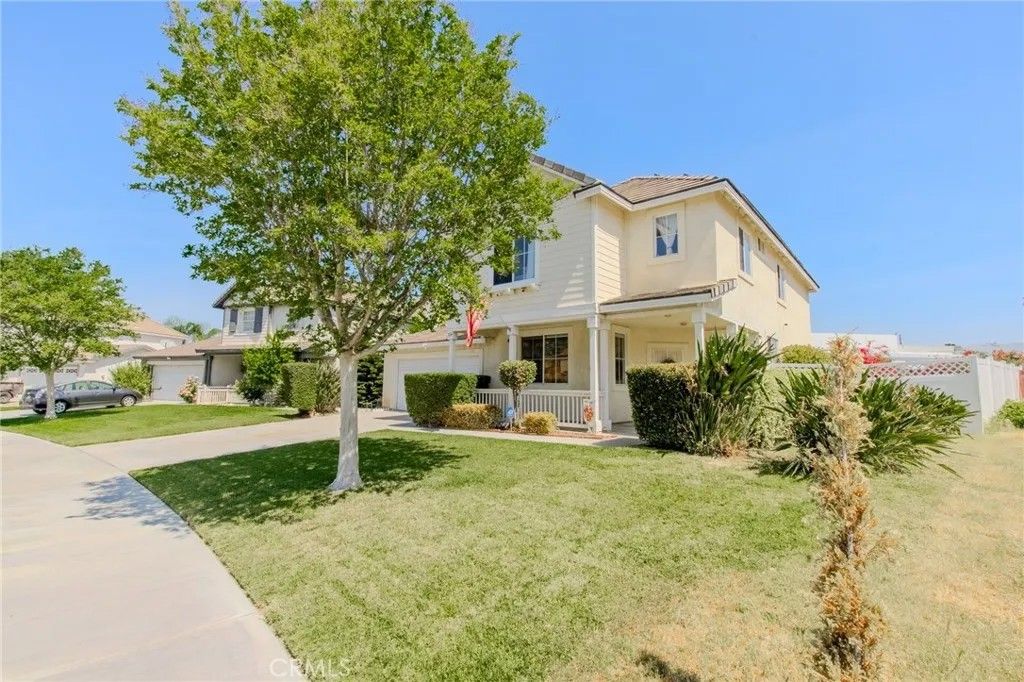 Photo of 224 E Manchester Ln, San Bernardino, CA 92408 (MLS # DW26089688)