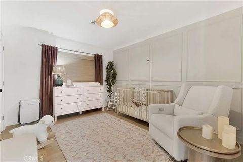 Tiny photo for 805 N Kemp St, Burbank, CA 91505 (MLS # BB25245957)