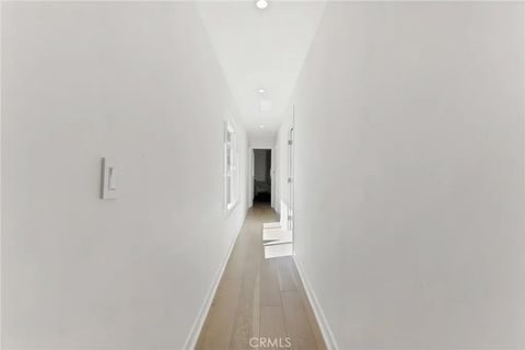 Tiny photo for 805 N Kemp St, Burbank, CA 91505 (MLS # BB25245957)