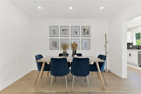 Tiny photo for 805 N Kemp St, Burbank, CA 91505 (MLS # BB25245957)