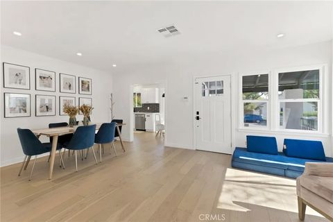 Tiny photo for 805 N Kemp St, Burbank, CA 91505 (MLS # BB25245957)