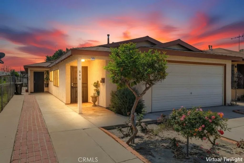 Photo of 640 E 74th St, Los Angeles, CA 90001 (MLS # DW26066734)