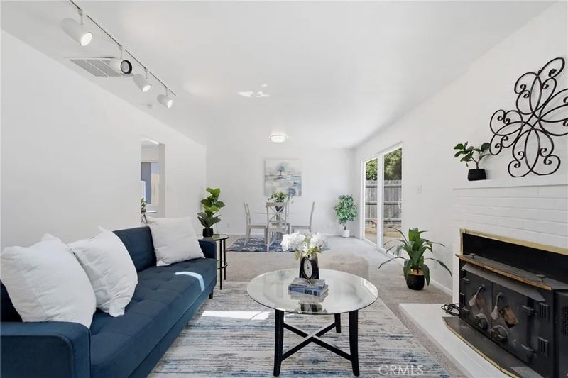 476 Redwood