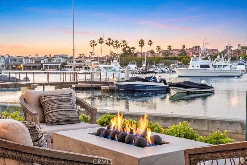 409 North Bayfront