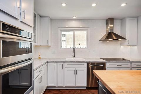 Tiny photo for 540 Hawthorn St #2E, San Diego, CA 92101 (MLS # 250041654)