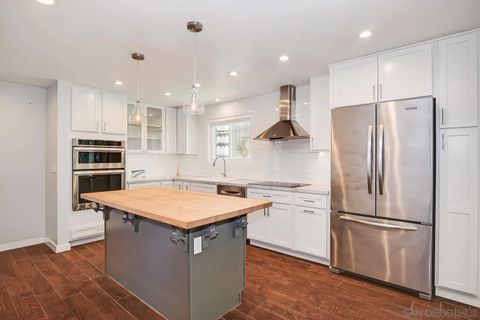 Tiny photo for 540 Hawthorn St #2E, San Diego, CA 92101 (MLS # 250041654)