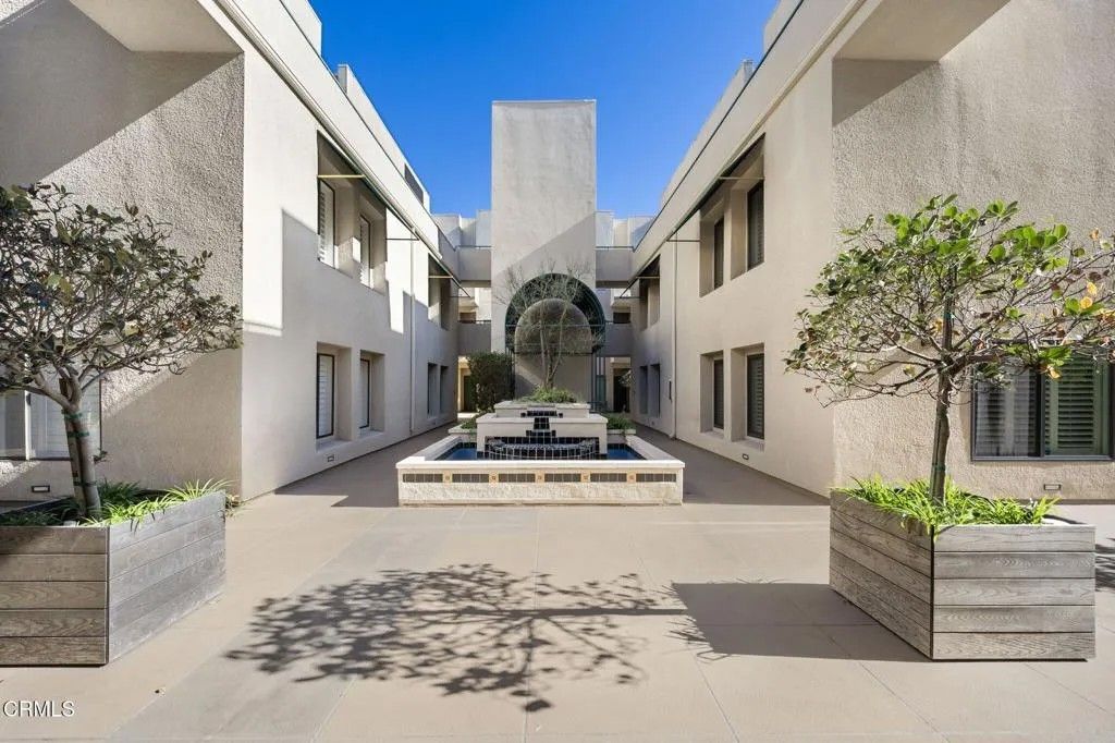 Photo of 484 S Euclid Ave #107, Pasadena, CA 91101 (MLS # P1-25206)