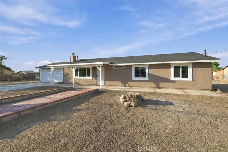 9523 E Avenue Q12