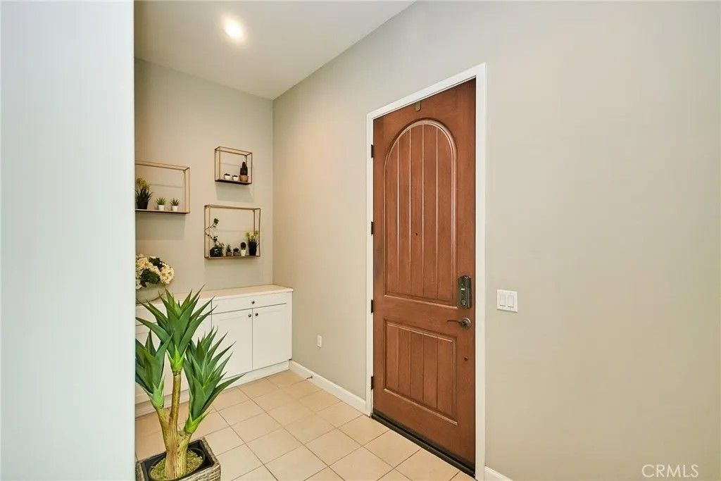 Photo of 189 Follyhatch, Irvine, CA 92618 (MLS # PW26095836)