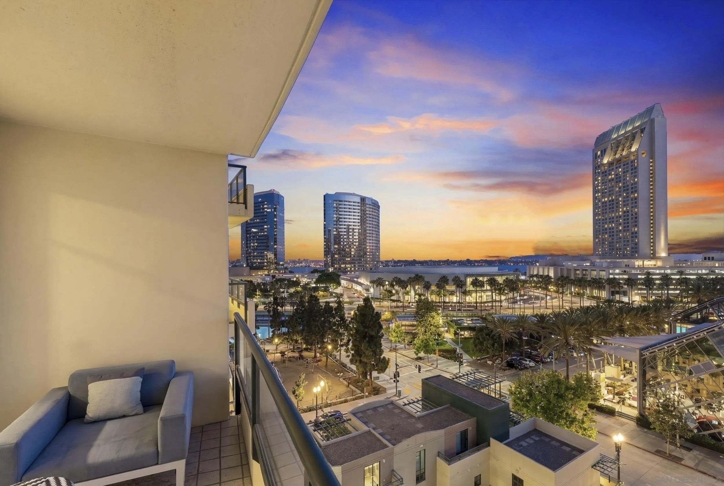510 1st Ave 805