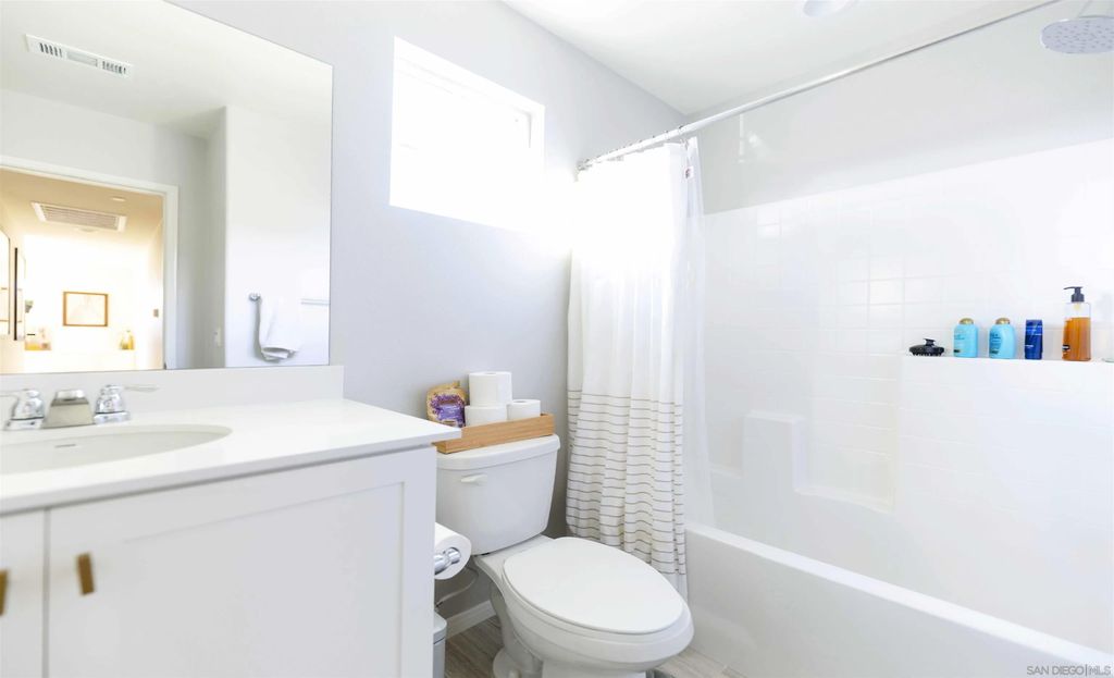 Photo of 29137 Red Alder, Lake Elsinore, CA 92530 (MLS # 2600768)