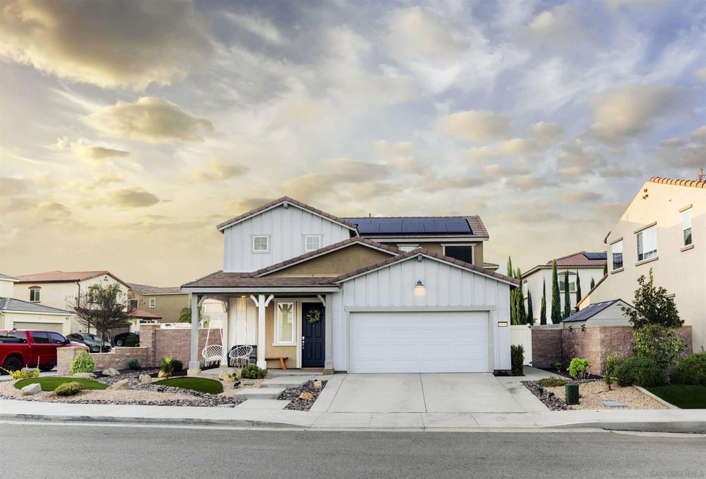 Photo of 29137 Red Alder, Lake Elsinore, CA 92530 (MLS # 2600768)