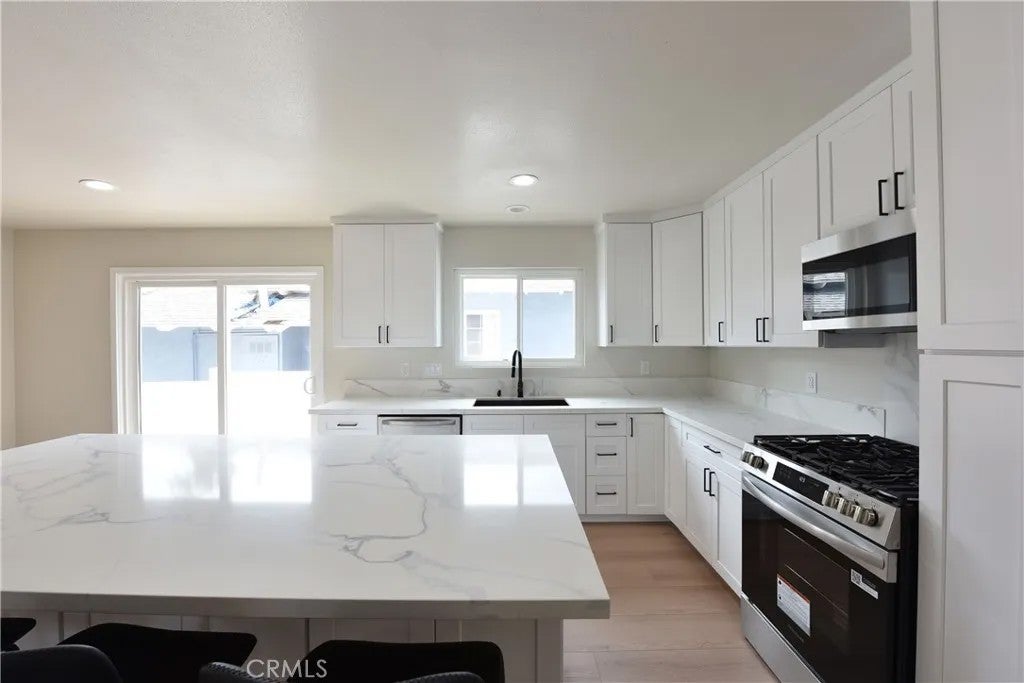 727 Brossard