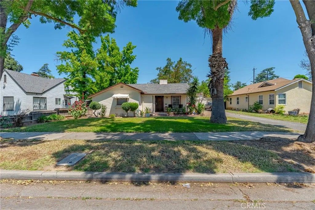 Photo of 145 E 20th St, Merced, CA 95340 (MLS # MC26092946)