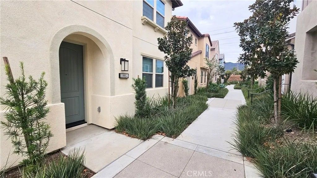 Photo of 15992 Jamie Ln, Fontana, CA 92336 (MLS # IG26000042)