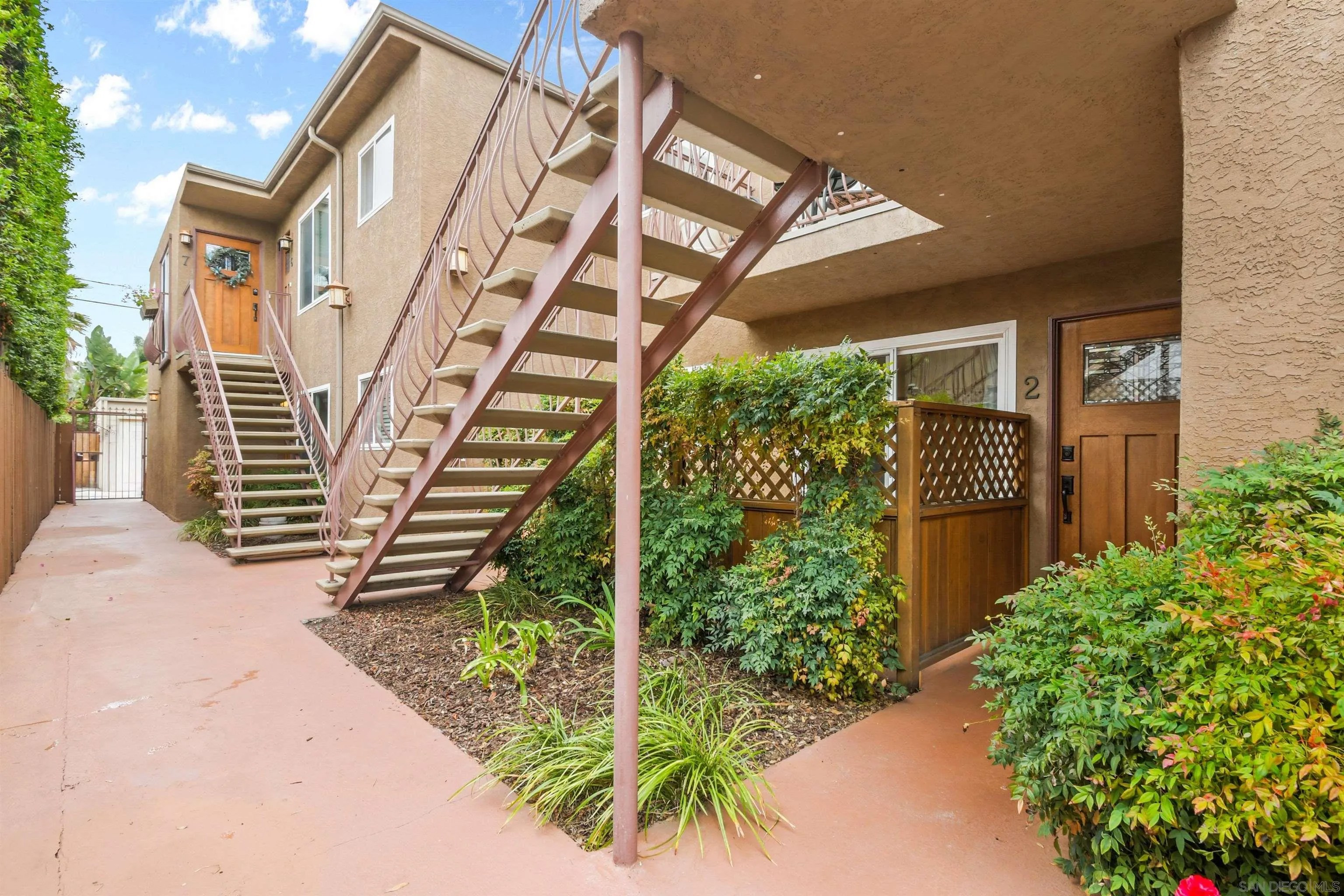 4554 Marlborough Drive 2