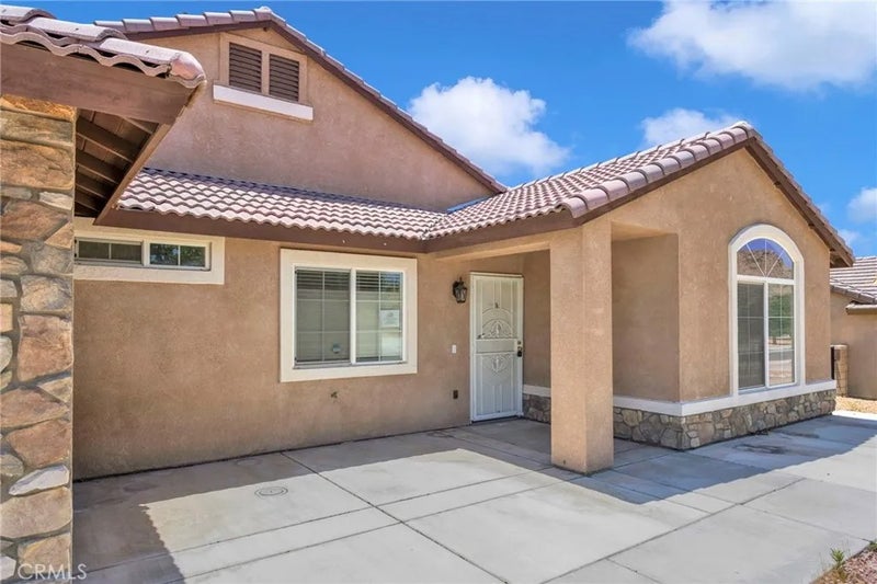 17877 Cabazon