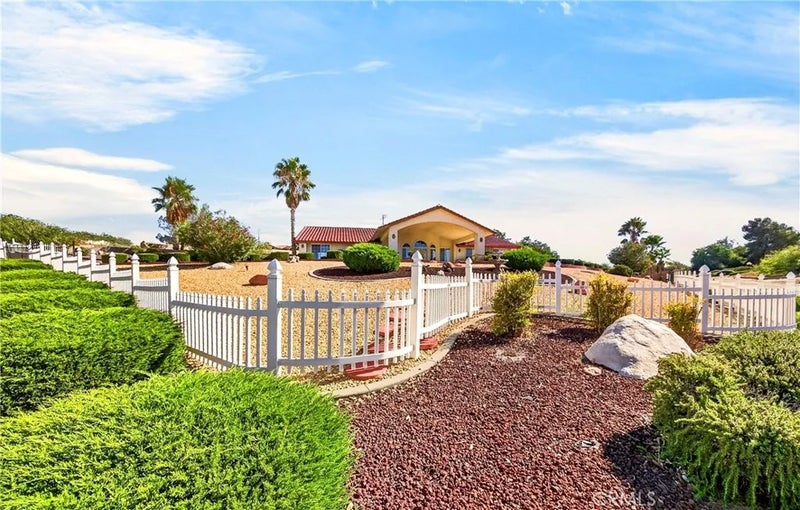 13573 Sunset Drive