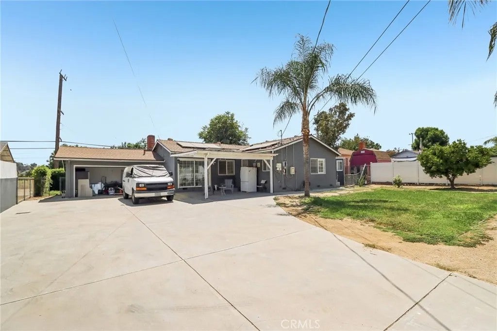 10065 Foothill