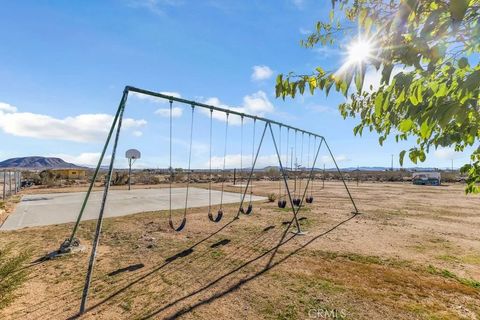 Tiny photo for 1998 Cambria Avenue, Landers, CA 92285 (MLS # SW25271594)