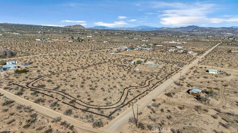 Tiny photo for 1998 Cambria Avenue, Landers, CA 92285 (MLS # SW25271594)