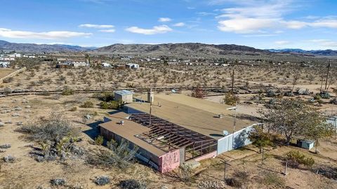 Tiny photo for 1998 Cambria Avenue, Landers, CA 92285 (MLS # SW25271594)