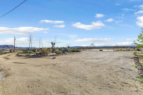 Tiny photo for 1998 Cambria Avenue, Landers, CA 92285 (MLS # SW25271594)