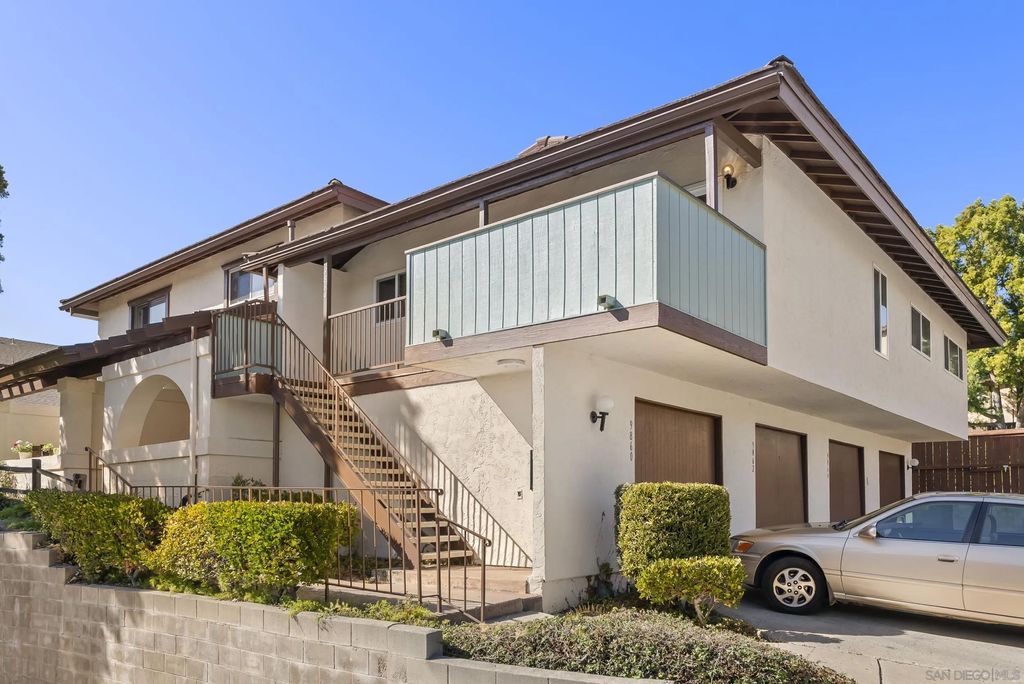 Photo of 9864 Caminito Cuadro, San Diego, CA 92129 (MLS # 260005105)