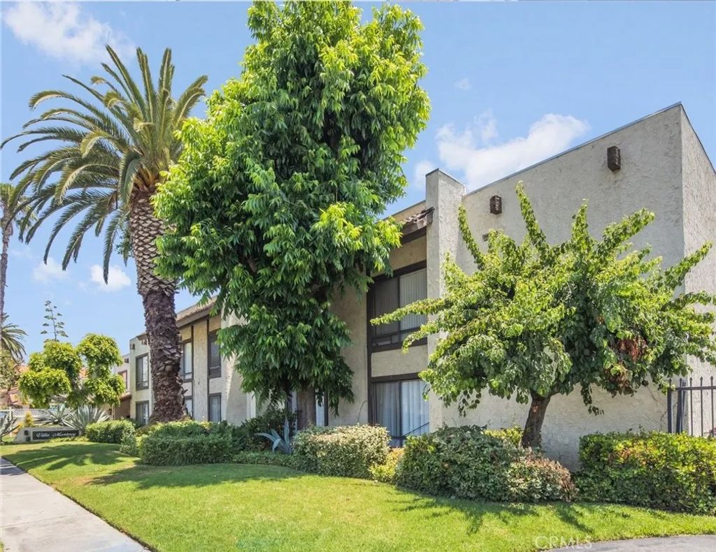 Photo of 3108 Vineland Ave, Baldwin Park, CA 91706 (MLS # CV26029947)