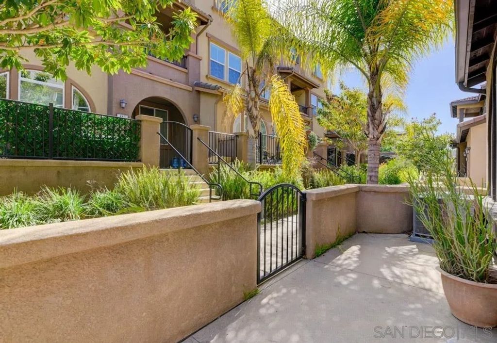 Photo of 491 Prosperity Dr, San Marcos, CA 92069 (MLS # 260004767)