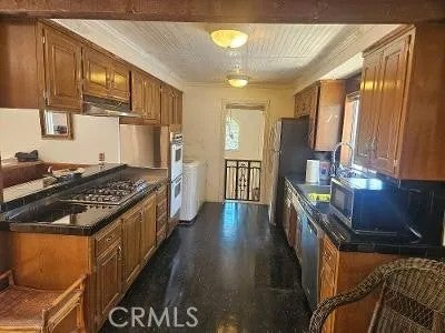 7916 W 80th Street