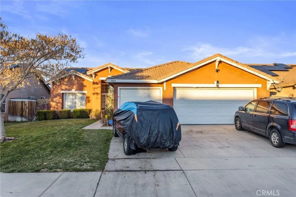 Photo of 13207 Fordham Circle, Victorville, CA 92392 (MLS # HD26008068)