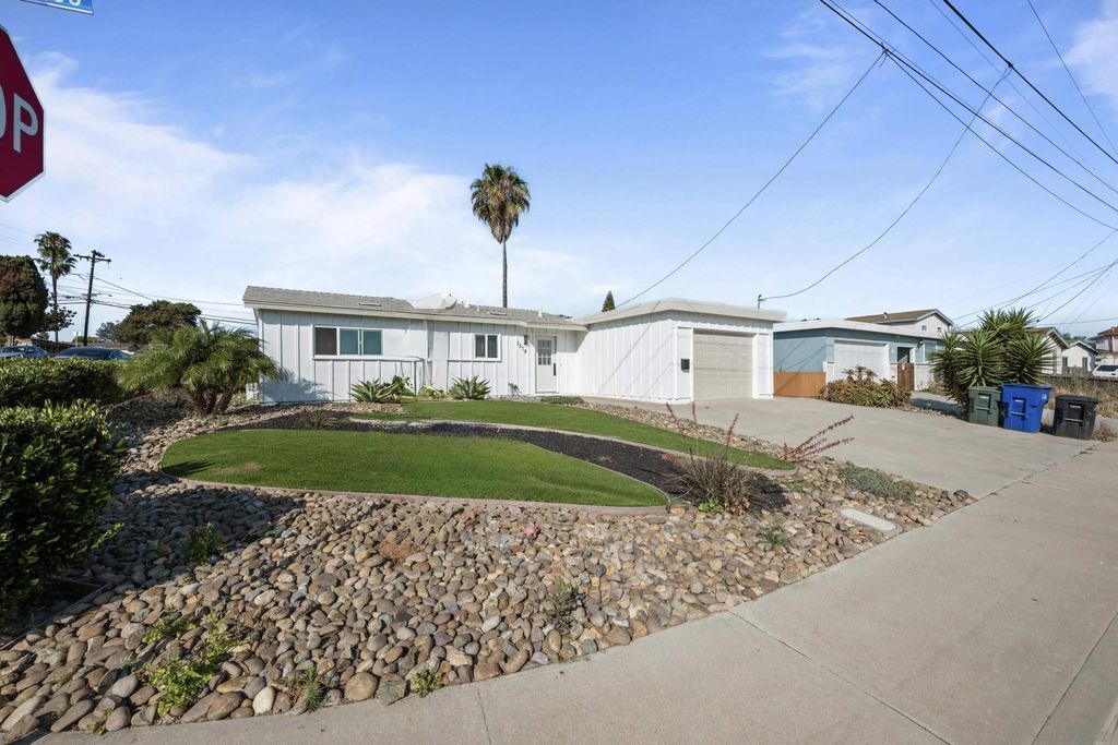 Photo of 1519 Marble Ct, Chula Vista, CA 91911 (MLS # 250040795)