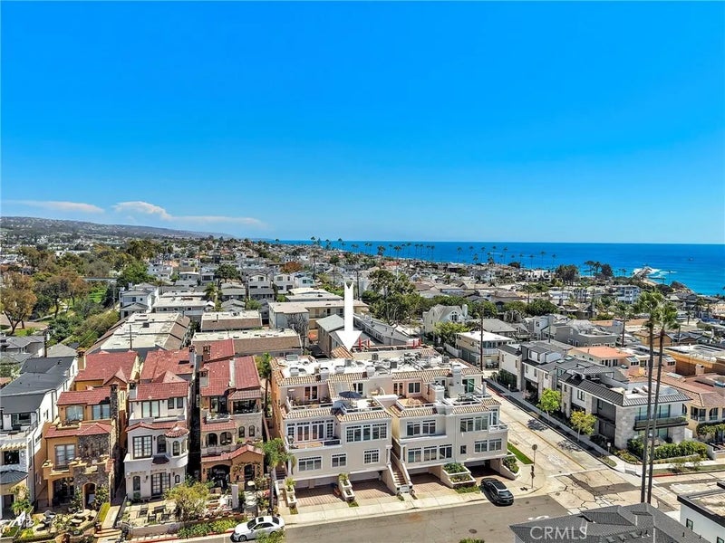 302 Carnation Avenue