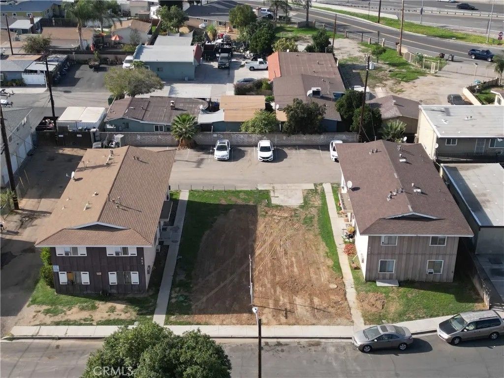 Photo of 421 Devener St, Riverside, CA 92507 (MLS # CV26019708)