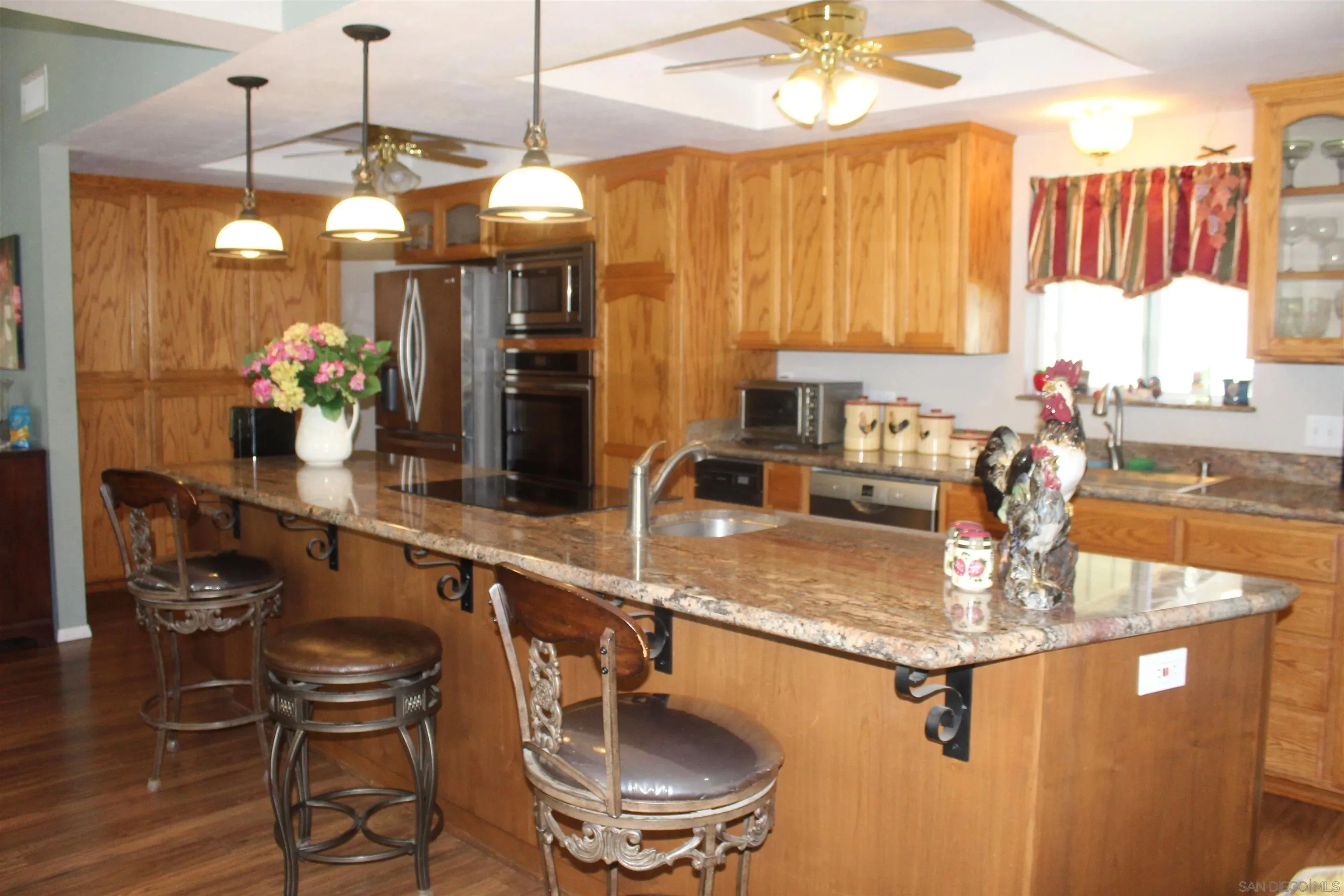 Stirling City, California 95978, United States, 2 Bedrooms Bedrooms, ,3 BathroomsBathrooms,Residential,Active,194645