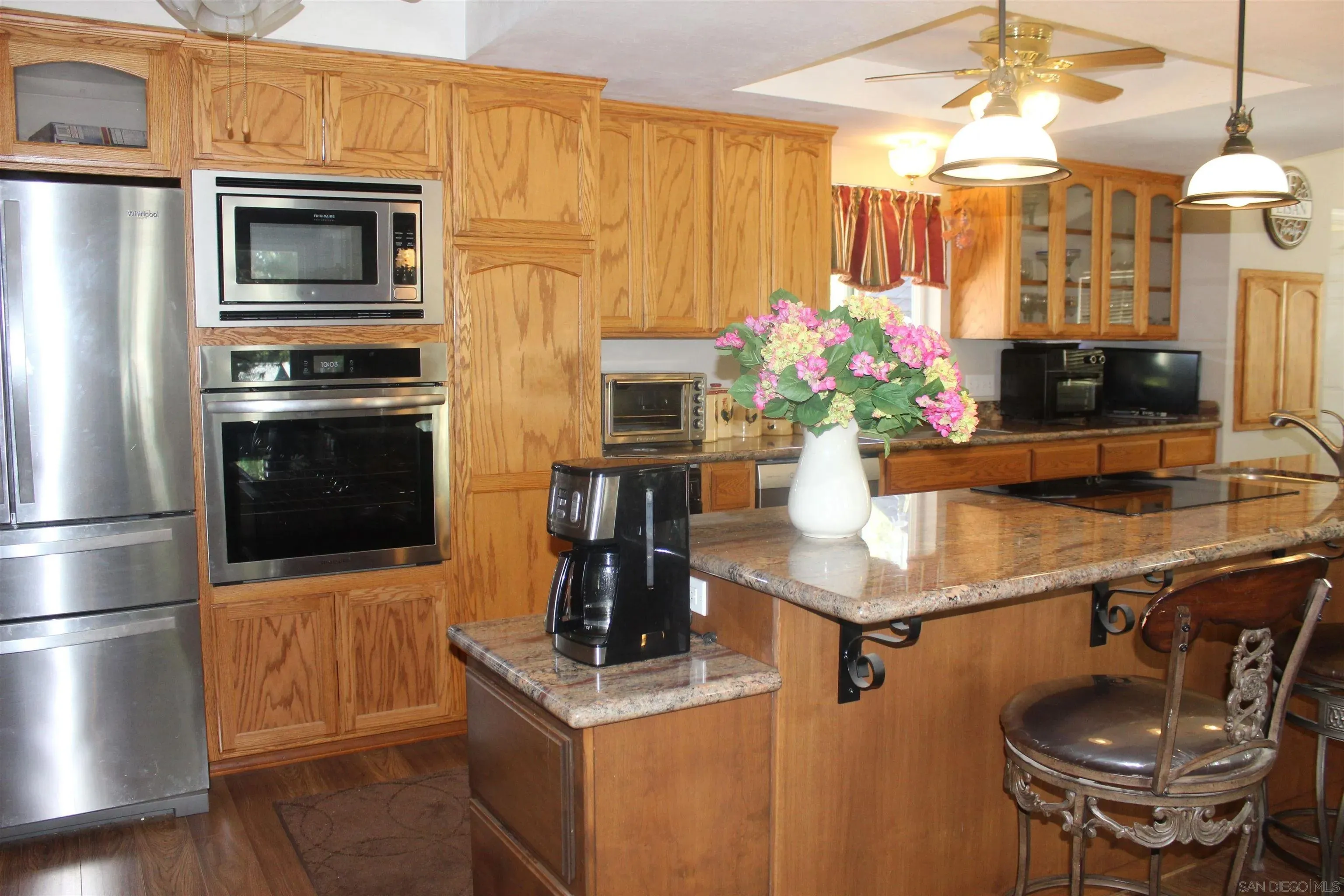 Stirling City, California 95978, United States, 2 Bedrooms Bedrooms, ,3 BathroomsBathrooms,Residential,Active,194645