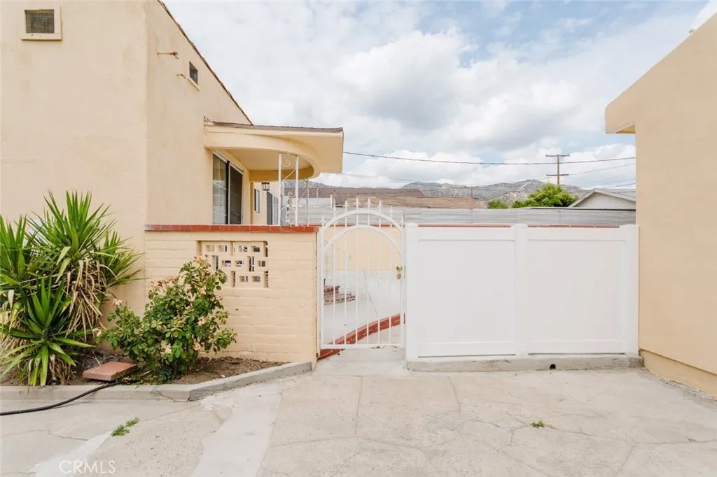 1232 Allen Avenue