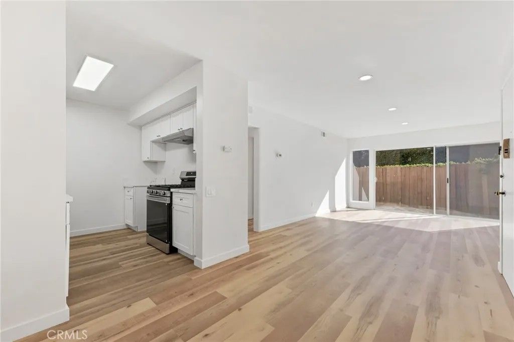 Photo of 15542 Sherman Way #11, Van Nuys, CA 91406 (MLS # BB26026632)