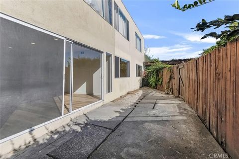 Tiny photo for 15542 Sherman Way #11, Van Nuys, CA 91406 (MLS # BB26026632)
