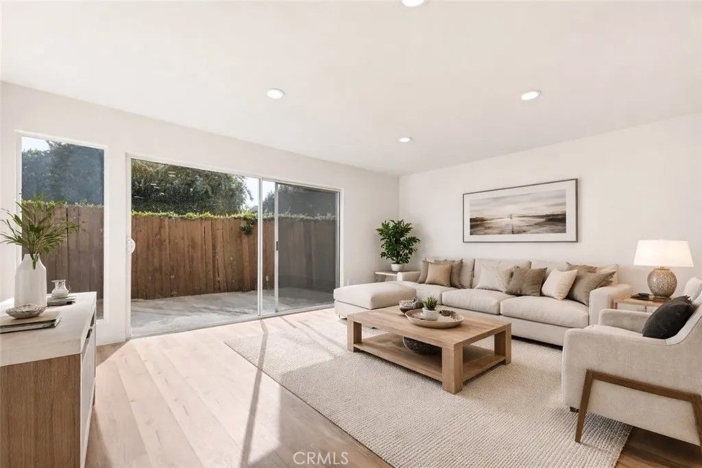 Photo of 15542 Sherman Way #11, Van Nuys, CA 91406 (MLS # BB26026632)