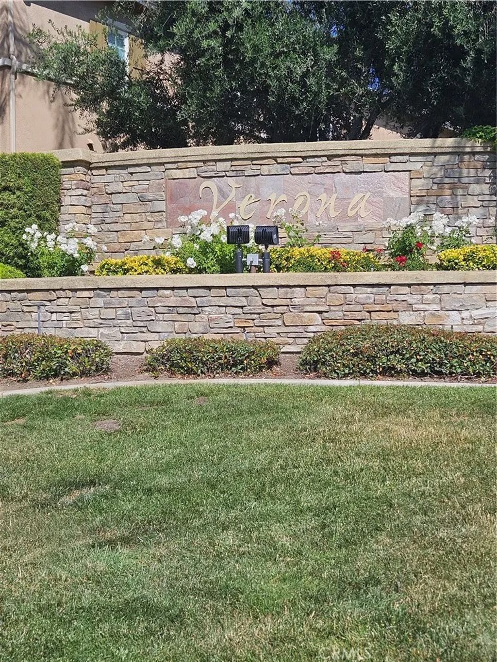 Photo of 26526 Arboretum, Murrieta, CA 92563 (MLS # SW26034526)