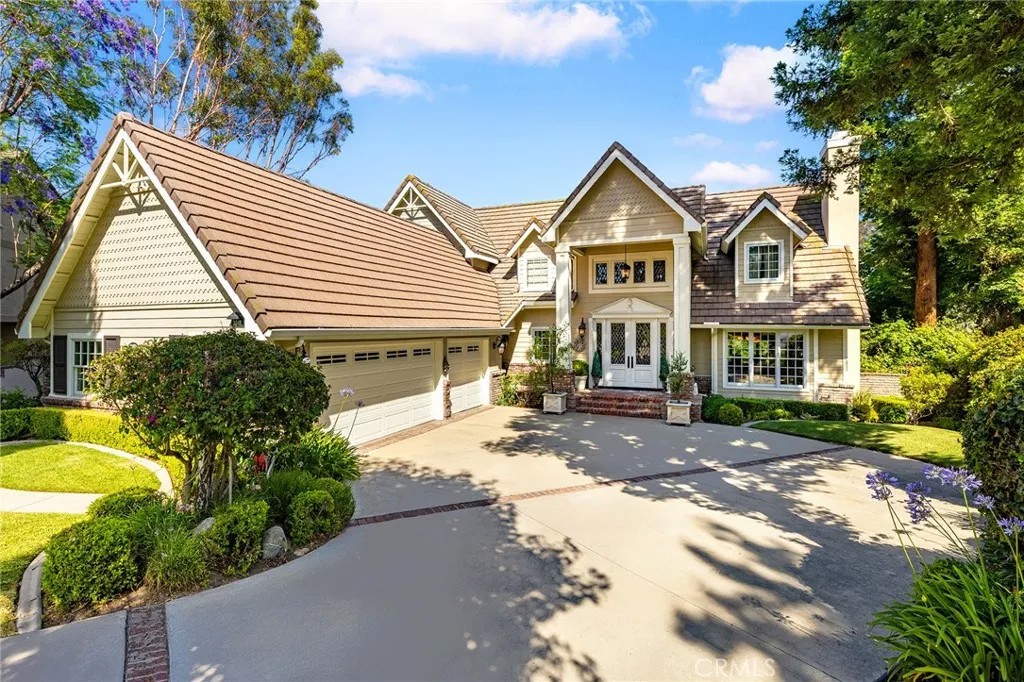 3248 Giant Forest Loop