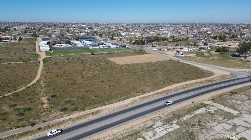 22111 Hesperia Rd
