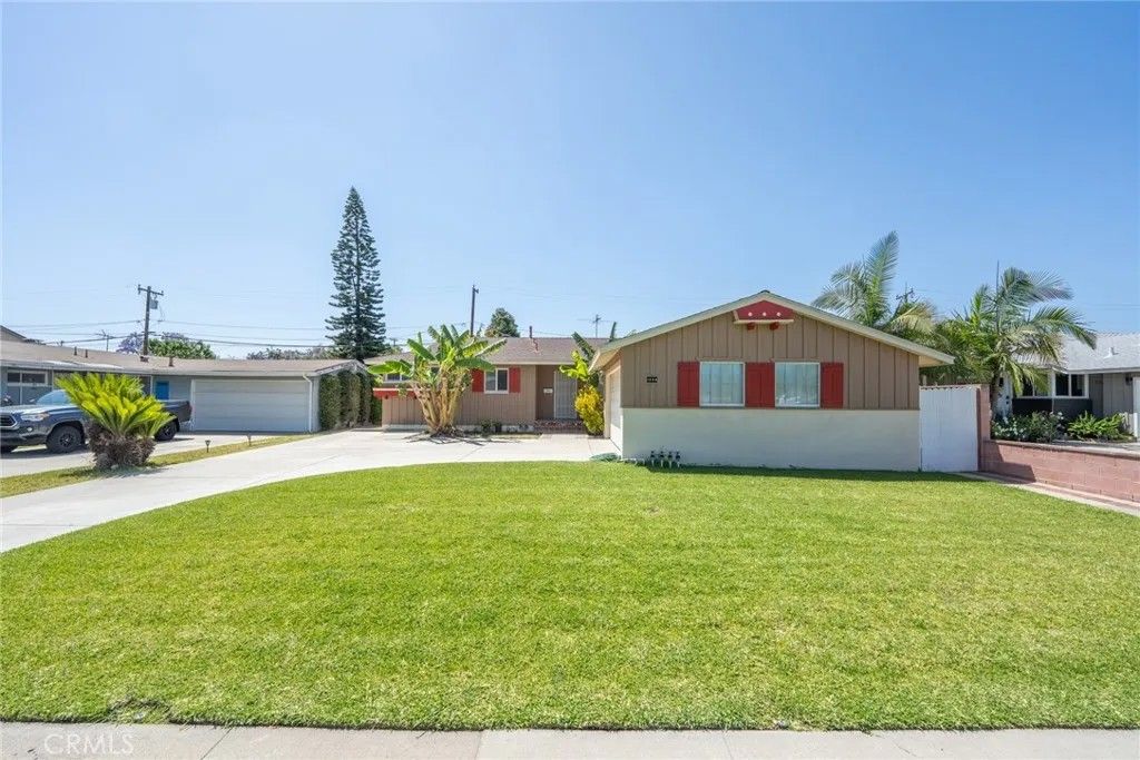 Photo of 1534 W Edithia Ave, Anaheim, CA 92802 (MLS # PW26094323)