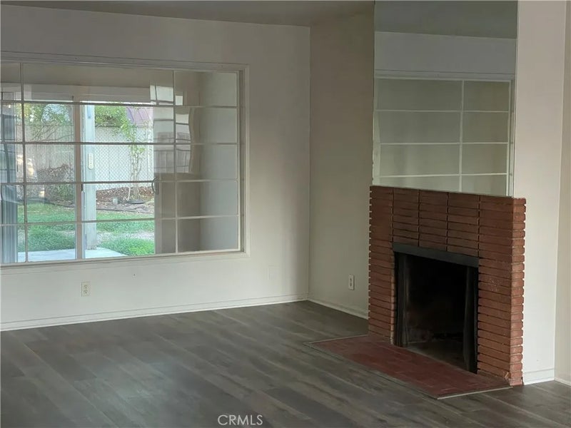857 Encino Way
