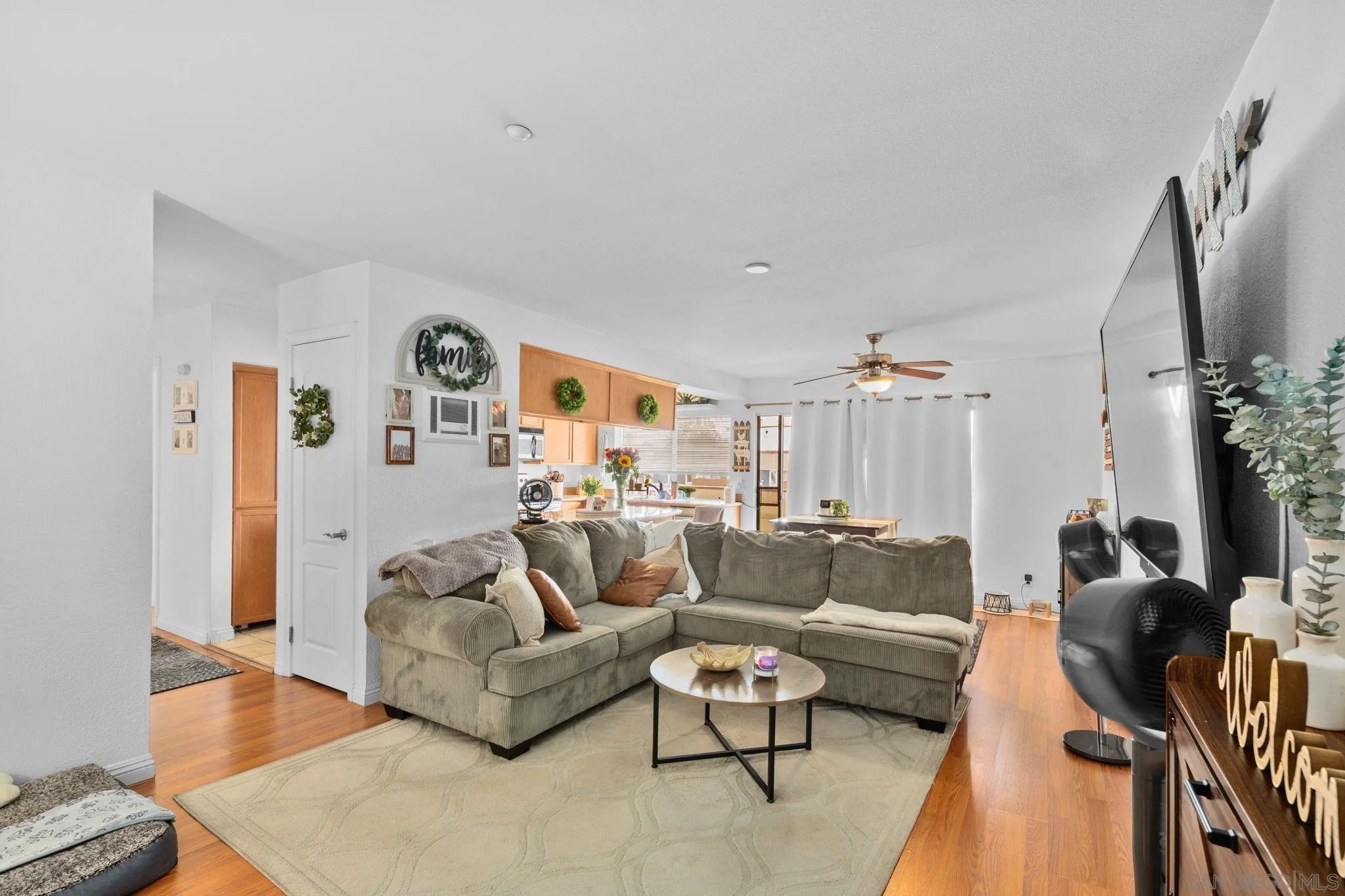 615 Fredricks Ave 142