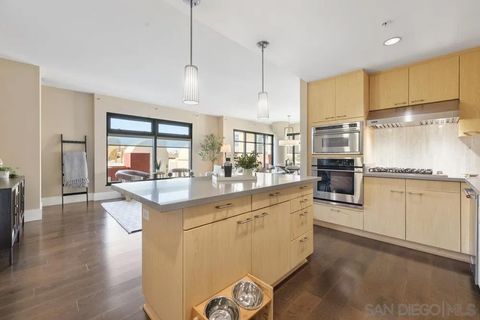 Tiny photo for 645 Front St #611, San Diego, CA 92101 (MLS # 250041969)