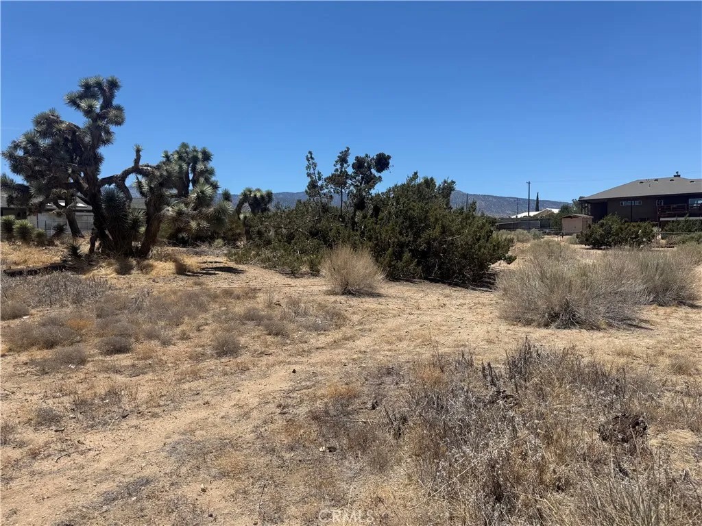 9268 Sierra Vista